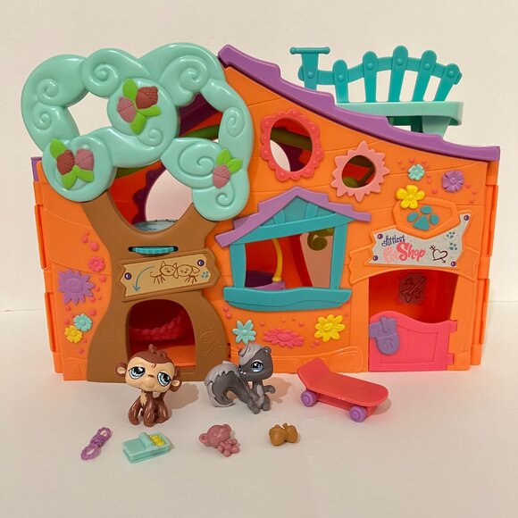 Littlest Pet Shop Pets Only Clubhouse with Squirrel #484 and Monkey #485 - Picture 1 of 13